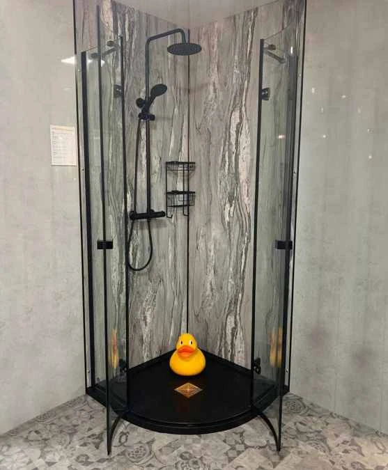 Vodas 8 Stella 1000 Frameless Hinge Door Quadrant Shower Enclosure - Black 3 Vodas 8 Stella 1000 Frameless Hinge Door Quadrant Shower Enclosure - Black - Image 3