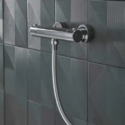 Tavistock Quantum Cool Touch Thermostatic Bar Valve & Handset - SQT2416 10 Tavistock Quantum Cool Touch Thermostatic Bar Valve & Handset - SQT2416 -Burling Shower Shop L 2019 12 20 11 10 39 673